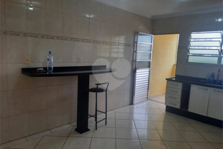 Sobrado à venda com 3 quartos, sendo 1 suíte, em Vila Maria Alta, São Paulo, SP