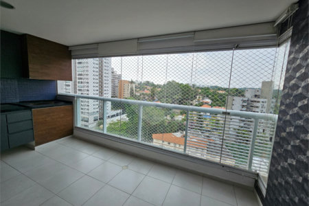 Apartamento à venda com 3 quartos, sendo 1 suíte,  em Vila Santa Catarina, São Paulo, SP