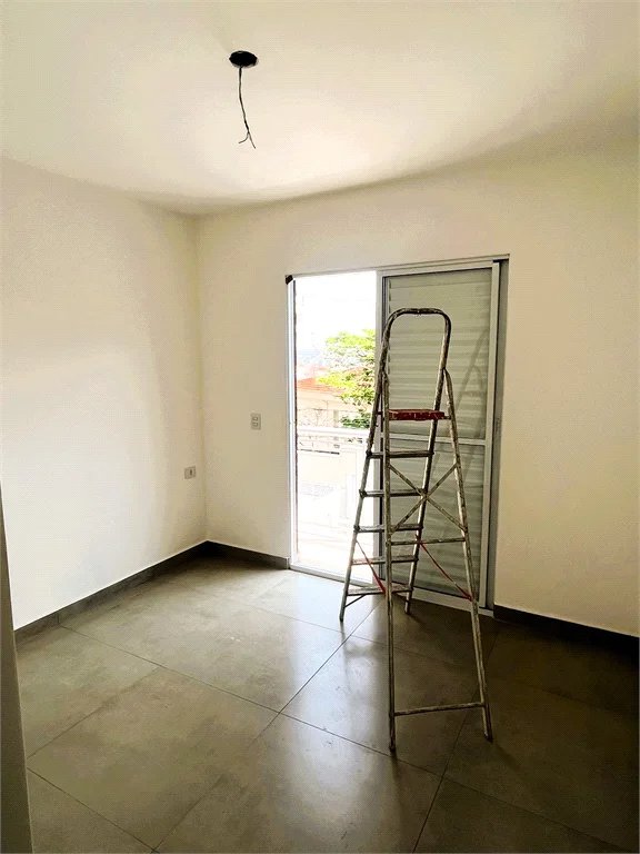 Sobrado à venda com 3 quartos, sendo 1 suíte,  em Vila Tiradentes, São Paulo, SP