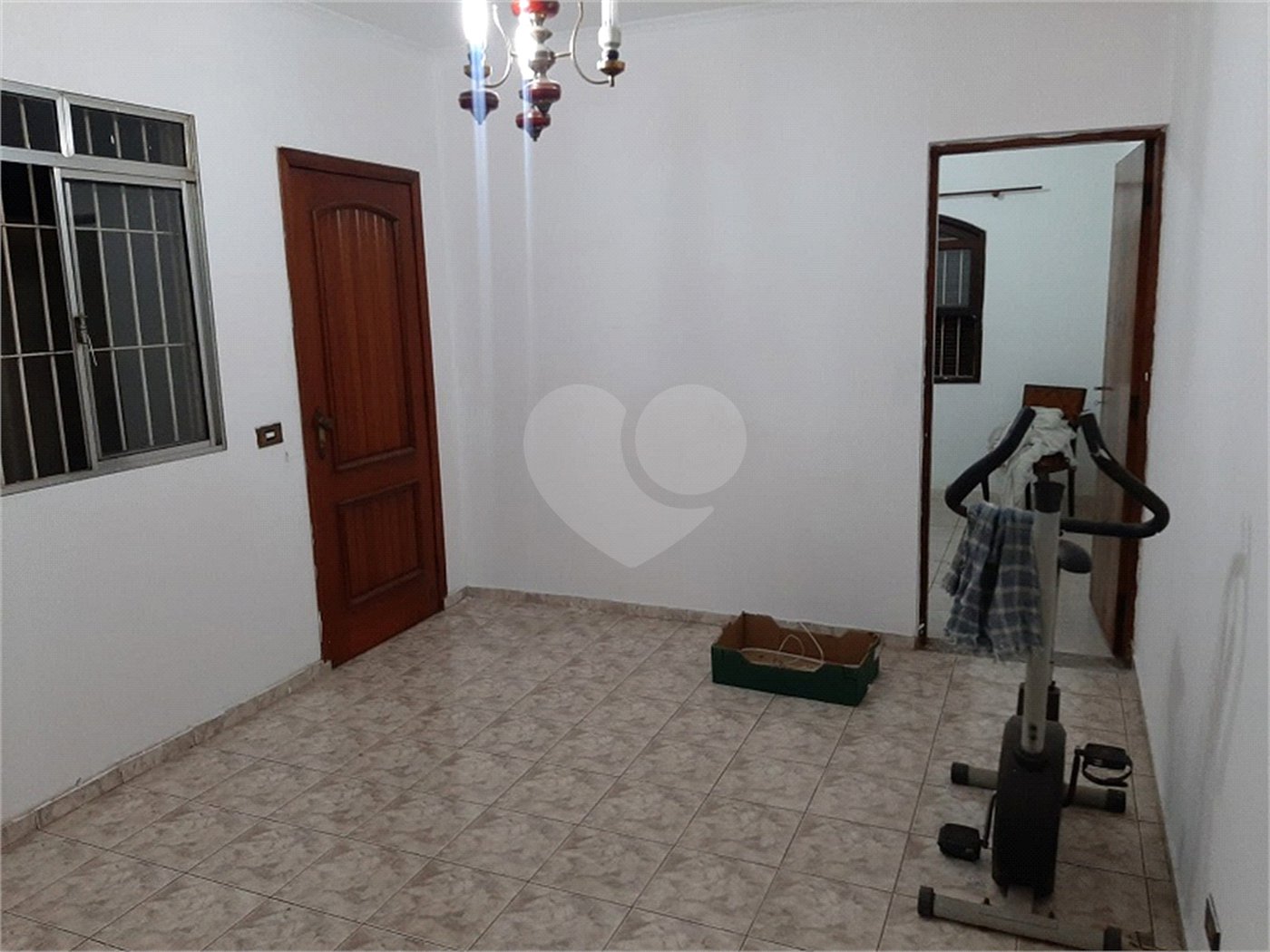 Casa à venda com 6 quartos em Jardim Santa Clara, Guarulhos, SP