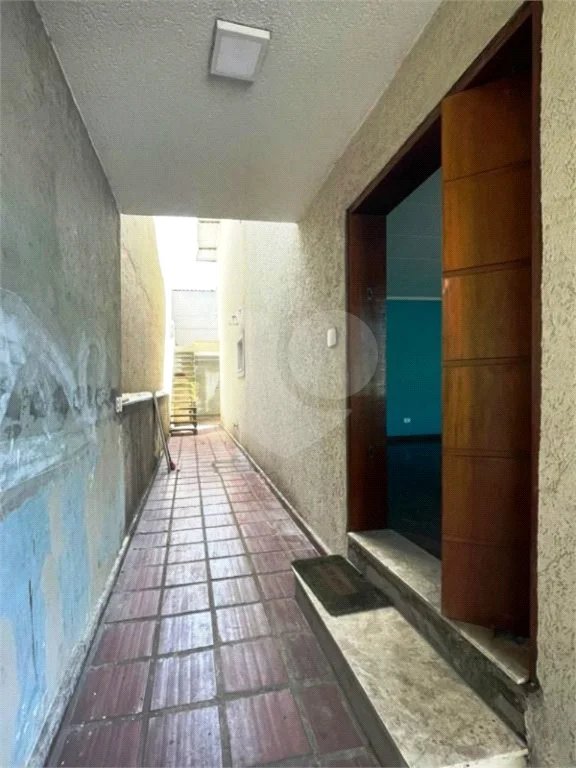 Sobrado à venda com 3 quartos, sendo 1 suíte, em Jardim Rosa de Franca, Guarulhos, SP