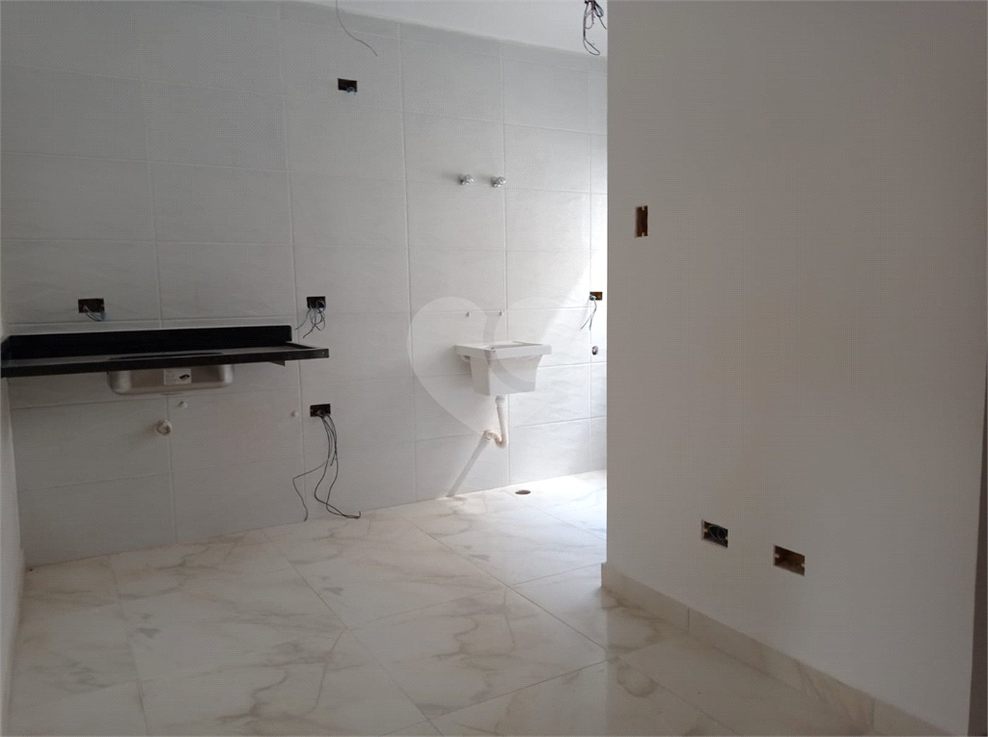 Casa à venda com 1 quarto no condomínio Regina, São Paulo - SP