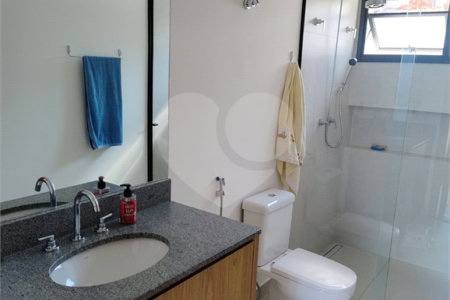 Casa à venda ou para alugar com 4 suítes no condomínio Itaporã, Atibaia - SP