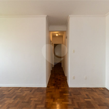 Apartamento à venda com 3 quartos, sendo 1 suíte, em Pinheiros, São Paulo, SP