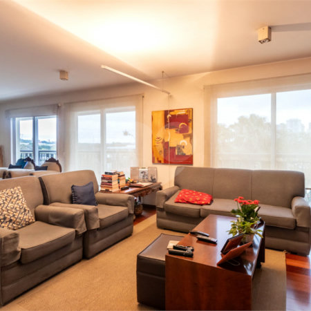 Apartamento à venda com 4 quartos, sendo 2 suítes,  em Alto de Pinheiros, São Paulo, SP