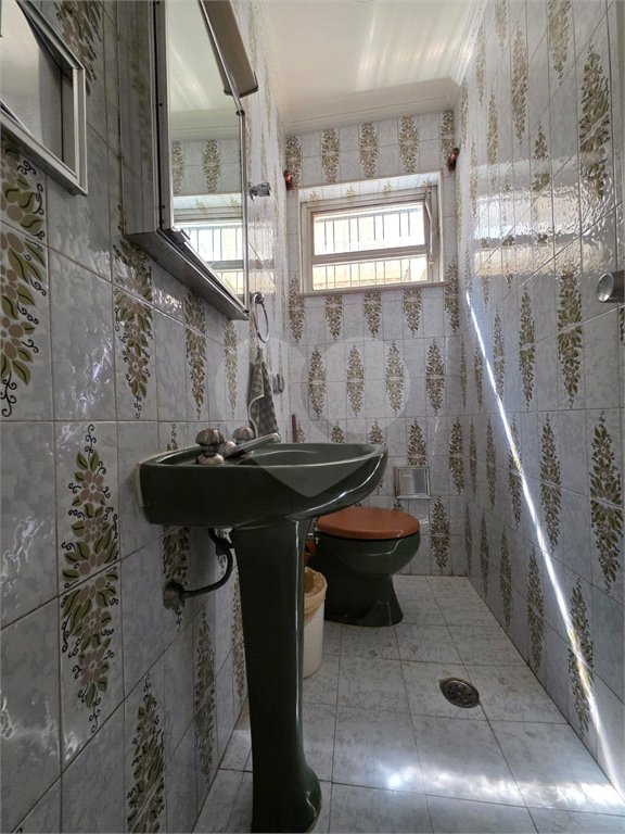 Sobrado à venda com 4 quartos, sendo 1 suíte,  em Santa Teresinha, São Paulo, SP
