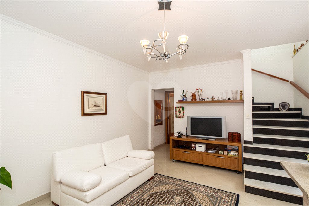 Casa à venda com 3 quartos, sendo 1 suíte, em Campo Belo, São Paulo, SP