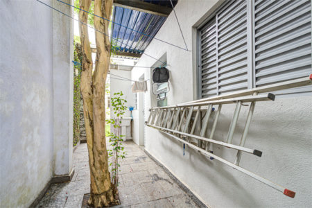 Casa de Vila à venda com 3 quartos, sendo 1 suíte,  em Granja Julieta, São Paulo, SP