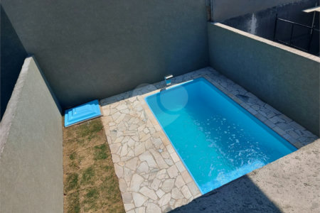 Sobrado à venda ou para alugar com 3 quartos, sendo 1 suíte, em Jardim do Lago, Atibaia, SP