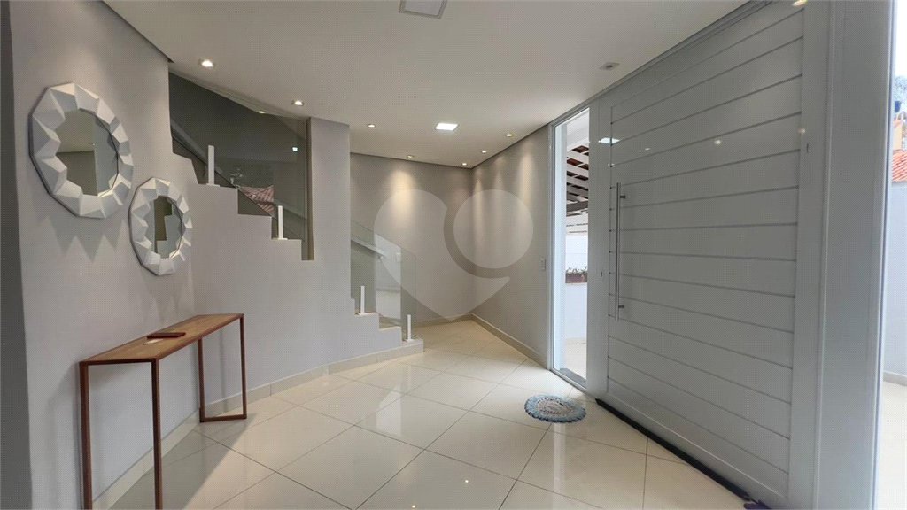 Casa à venda com 3 quartos, sendo 1 suíte,  no condomínio Jardim das Flores, Sorocaba - SP