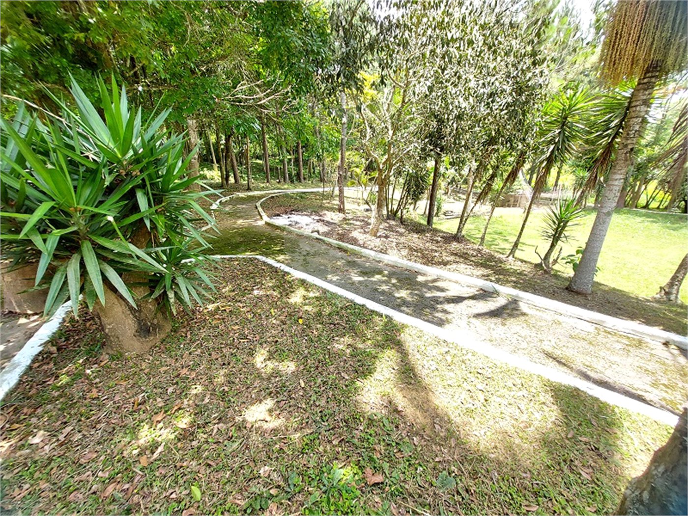 Casa à venda com 4 quartos, sendo 1 suíte, no Centro, Ibiúna, SP