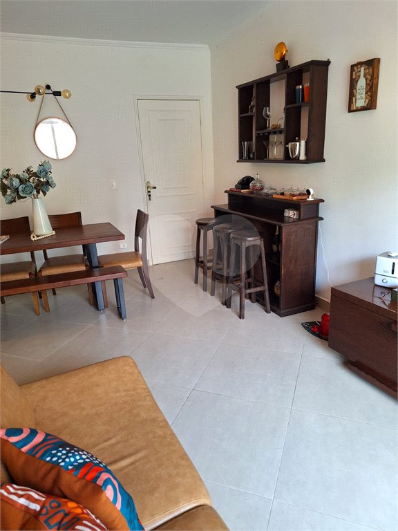 Apartamento à venda com 3 quartos, sendo 1 suíte, em Pinheirinho, Vinhedo, SP