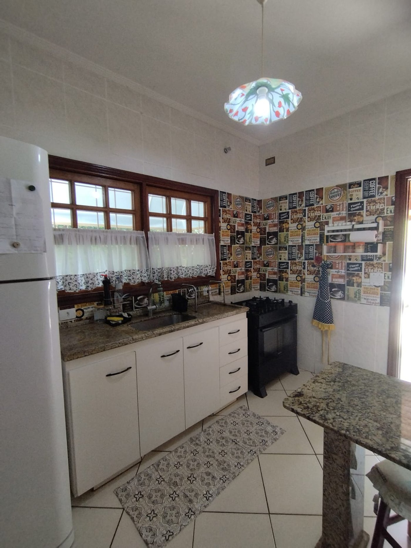 Casa à venda com 3 quartos, sendo 1 suíte, no condomínio Outeiro Das Flores, Itupeva - SP