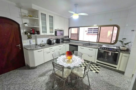 Apartamento próximo da praia com 4 dormitórios à venda, 257 m² por R$ 1.800.000 - Gonzaga - Santos/SP