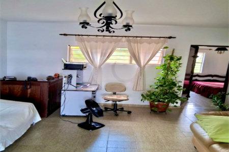 Chácara à venda com 4 quartos, sendo 1 suíte,  em Colinas II, Araçoiaba da Serra, SP