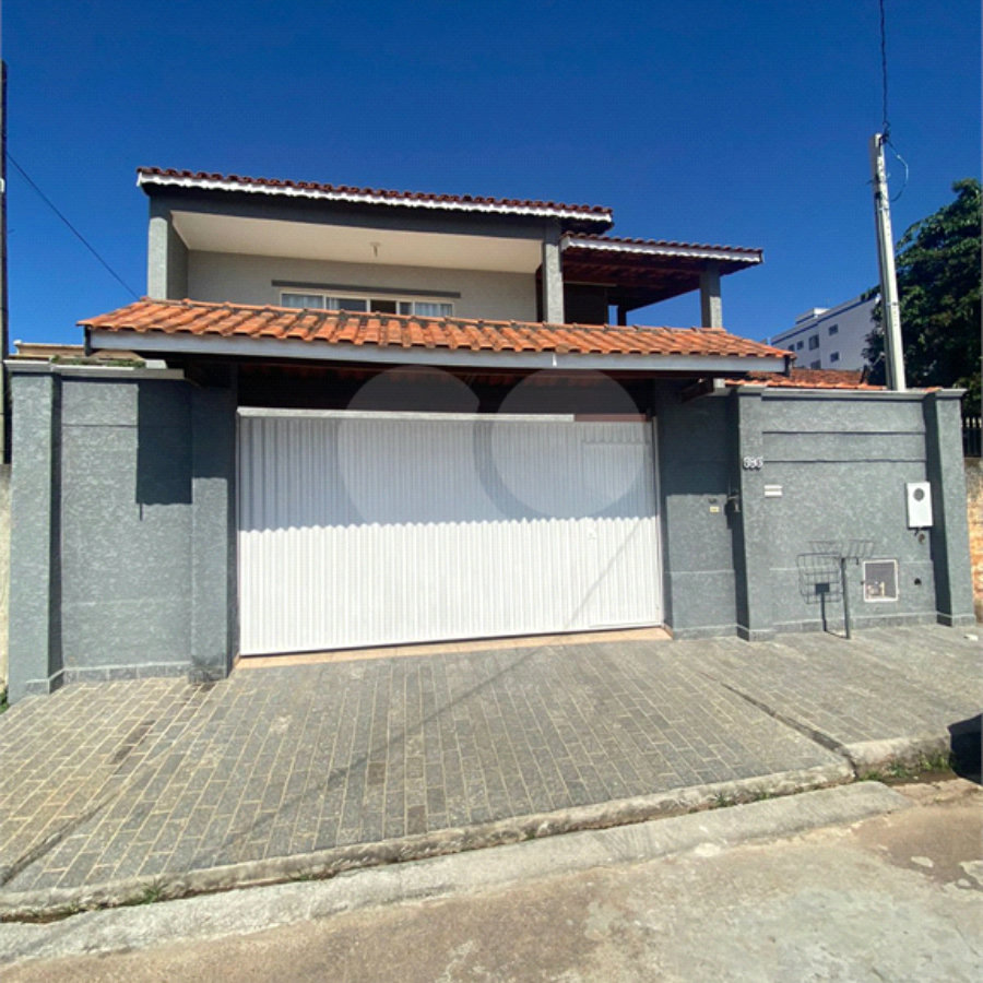 Casa à venda com 2 quartos, sendo 1 suíte, em Jardim Alvinópolis, Atibaia, SP