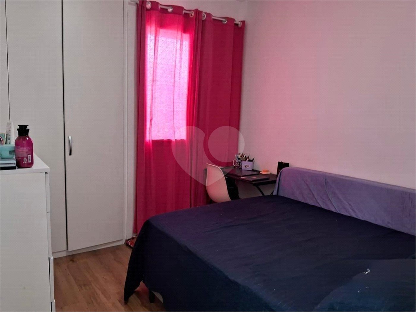 Apartamento à venda com 3 quartos, sendo 1 suíte,  em Jardim Simus, Sorocaba, SP