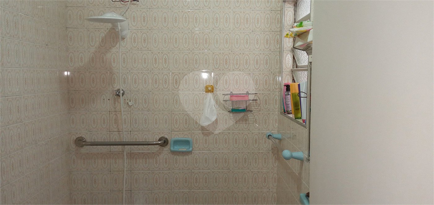 Casa à venda com 4 quartos em Jardim da Glória, São Paulo, SP