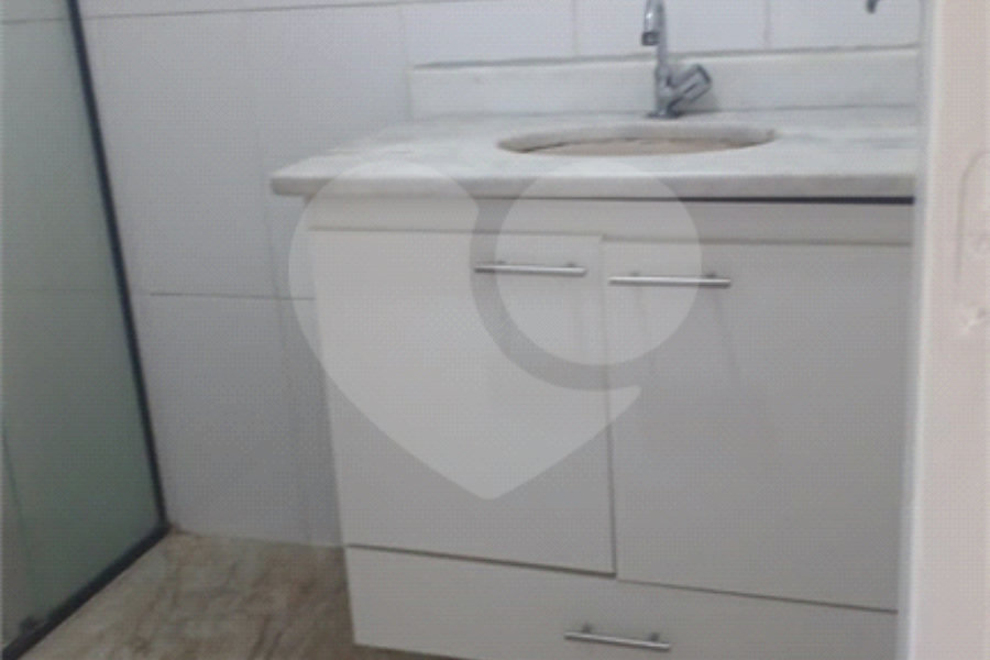 Casa à venda com 4 quartos em Jardim Aida, Guarulhos, SP
