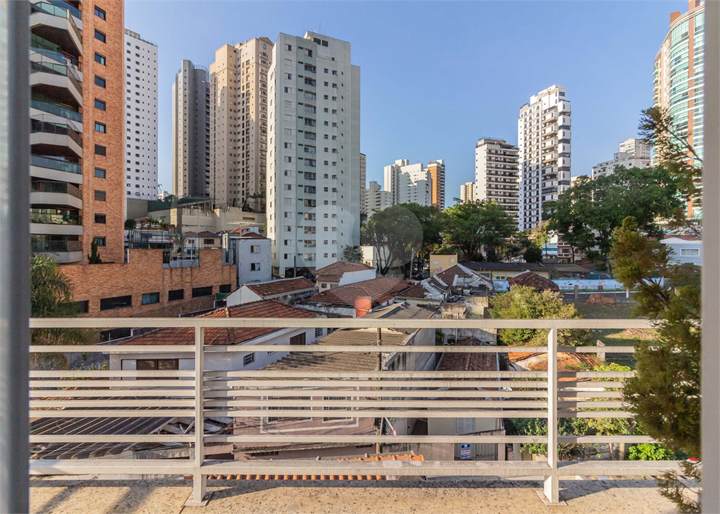 Sobrado à venda com 4 suítes em Santana, São Paulo, SP