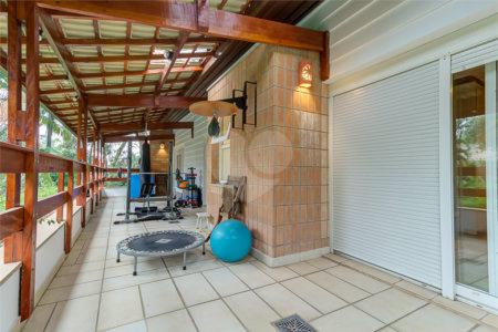 Casa à venda com 4 suítes no condomínio Vila Verde, São Paulo - SP