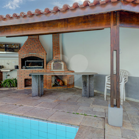 Casa à venda com 3 suítes em Morumbi, São Paulo, SP
