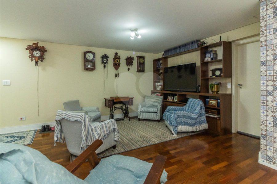 Apartamento à venda com 3 quartos, sendo 1 suíte,  em Paraíso, São Paulo, SP