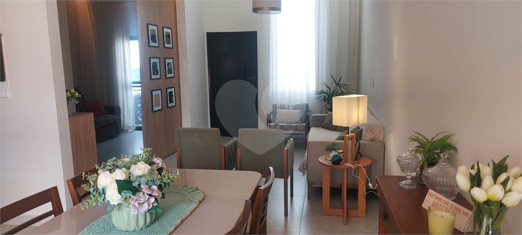 Casa à venda com 3 suítes no condomínio Villaggio Maranello, Vinhedo - SP