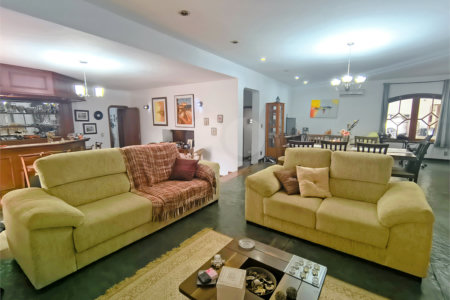 Casa à venda com 5 quartos, sendo 4 suítes, em Jardim Dom Bosco, Indaiatuba, SP