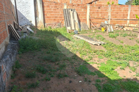 Terreno à venda no Centro, Alambari, SP