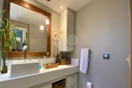 Apartamento à venda com 3 suítes em Vila Suzana, São Paulo, SP