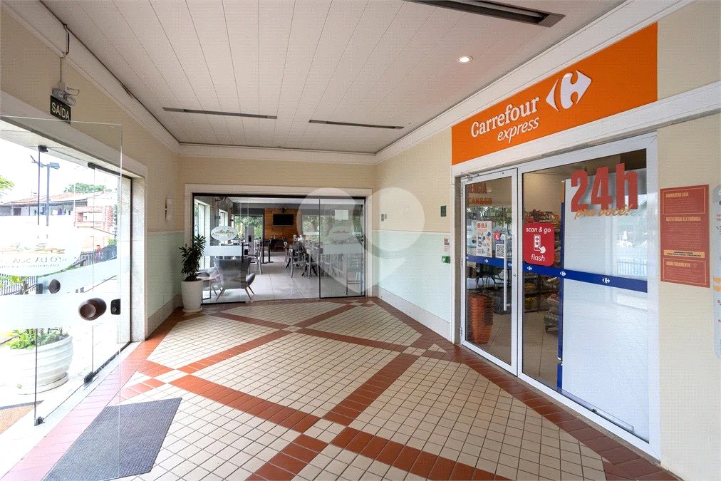 Apartamento à venda com 3 quartos, sendo 1 suíte, em Alto da Boa Vista, São Paulo, SP