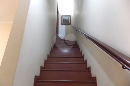 Casa à venda com 4 quartos, sendo 2 suítes, em Jardins, Bragança Paulista, SP
