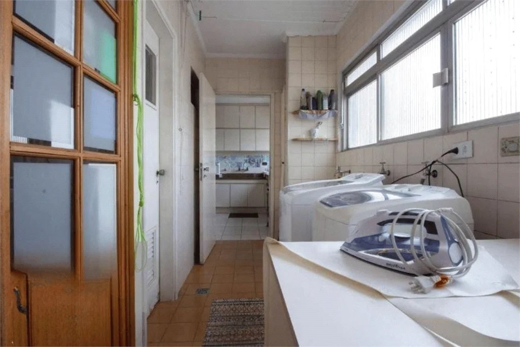 Apartamento à venda com 3 quartos, sendo 1 suíte, em Vila Andrade, São Paulo, SP