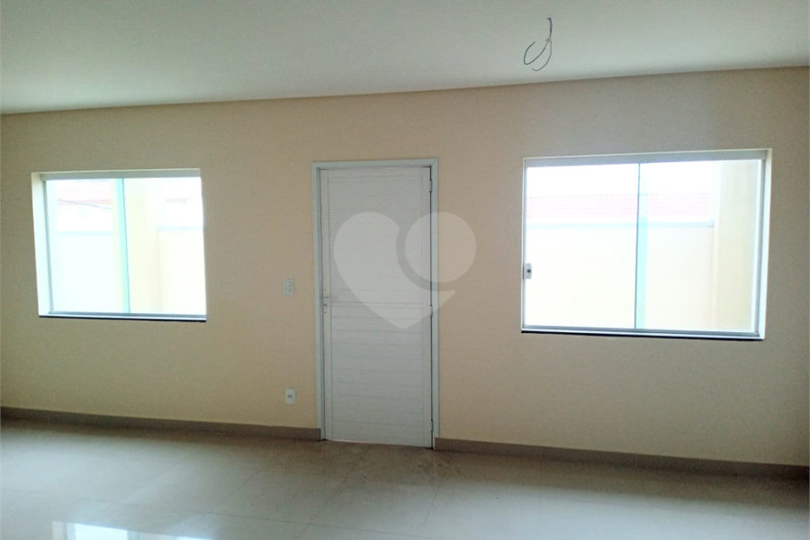 Casa à venda com 3 quartos, sendo 1 suíte,  no condomínio Residencial Vila Primavera (zona Norte), São Paulo - SP