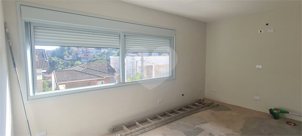 Casa à venda com 3 quartos, sendo 1 suíte, no condomínio Estancia da Serra / Residencial Nova Mairipora, Mairiporã - SP