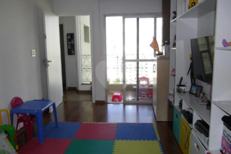 Apartamento à venda com 4 quartos, sendo 2 suítes, em Água Fria, São Paulo, SP
