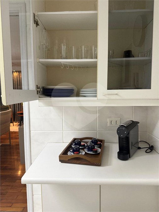 Apartamento à venda com 3 quartos, sendo 1 suíte, em Santa Cecília, São Paulo, SP