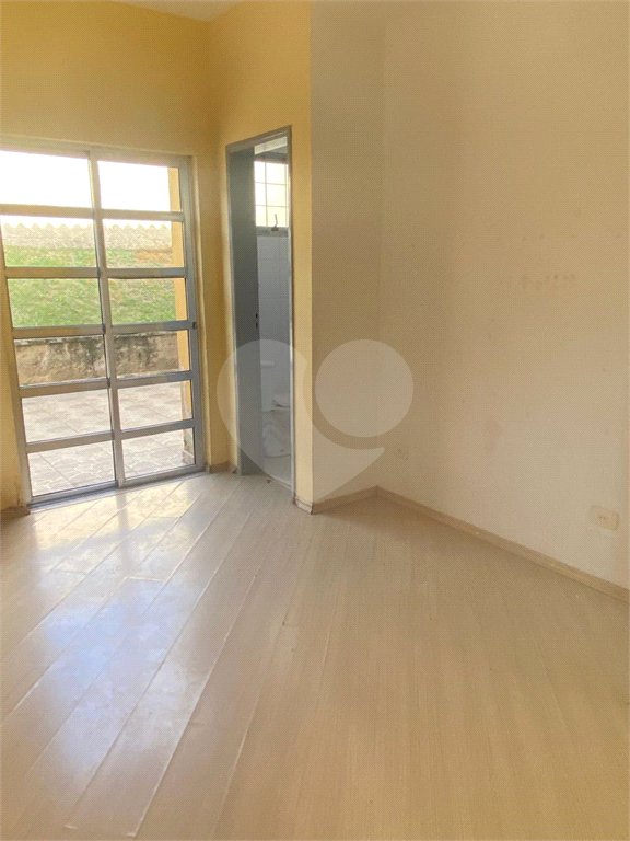 Casa à venda com 3 quartos, sendo 1 suíte,  em Vila Suissa, Mogi das Cruzes, SP