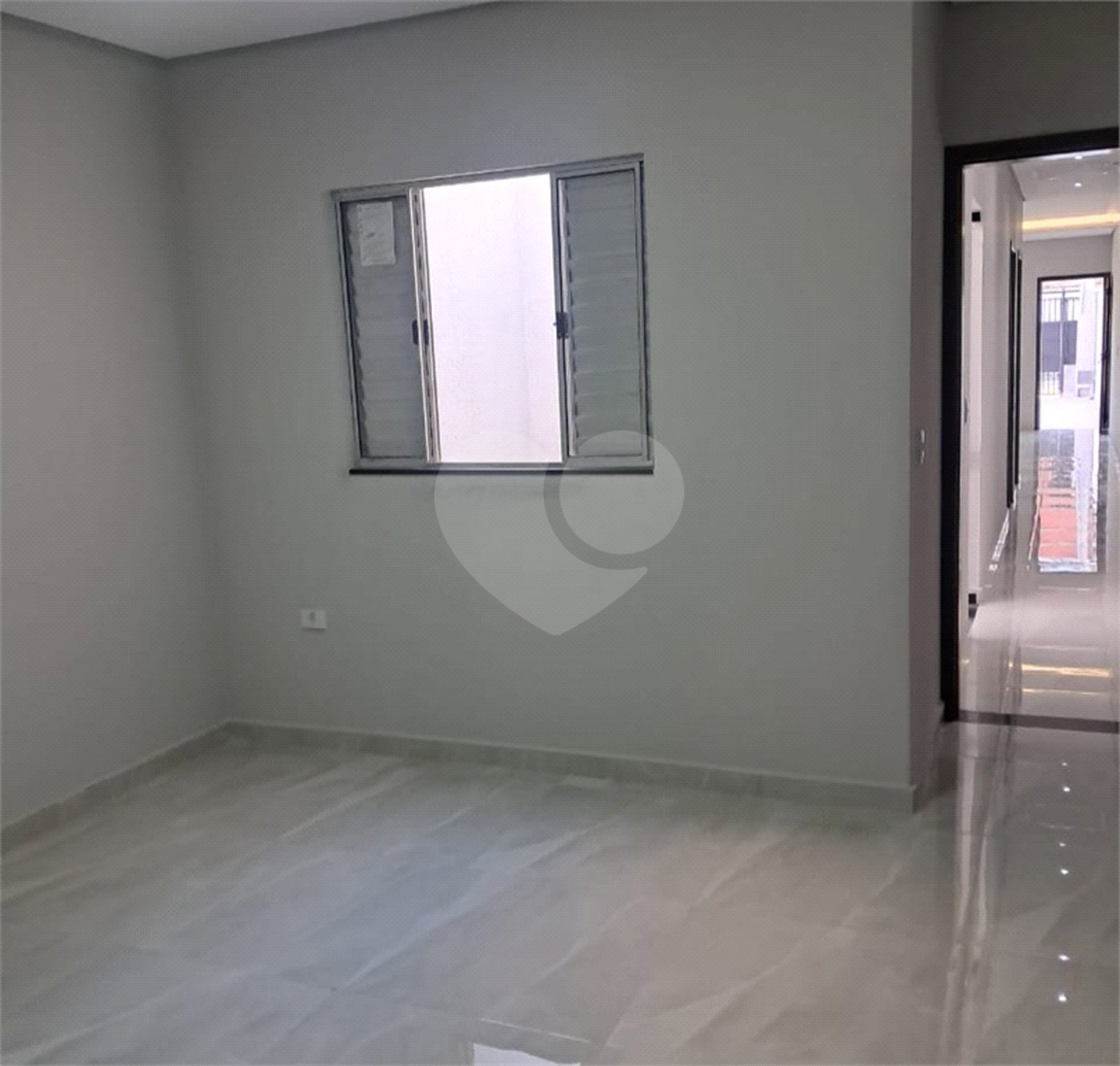 Casa de Vila à venda com 2 quartos, sendo 1 suíte, em Vila Barão, Sorocaba, SP
