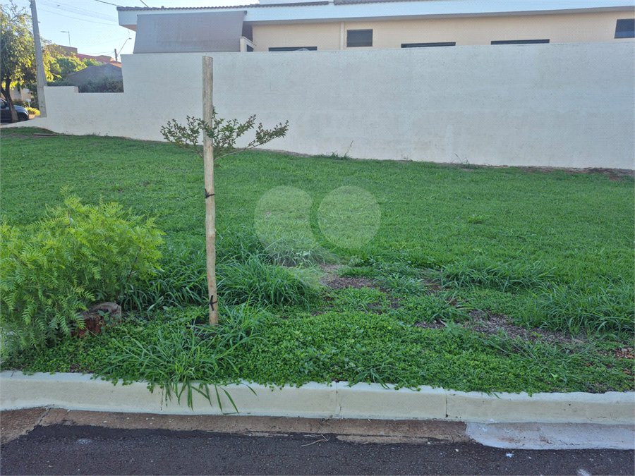 Terreno à venda no condomínio Altos do Jaraguá, Araraquara - SP