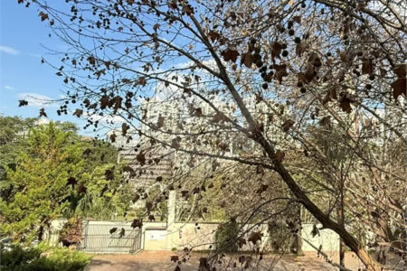 Casa à venda com 4 suítes no condomínio Vilas das Paineiras, São Paulo - SP