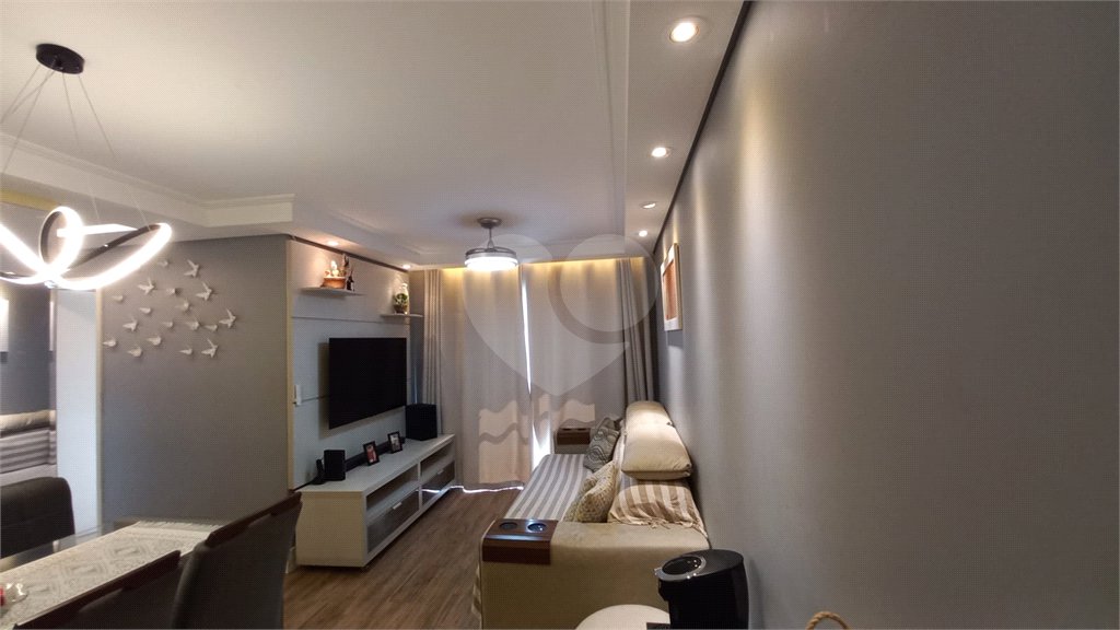 Apartamento à venda com 3 quartos, sendo 1 suíte, em Jardim Luísa, São Paulo, SP