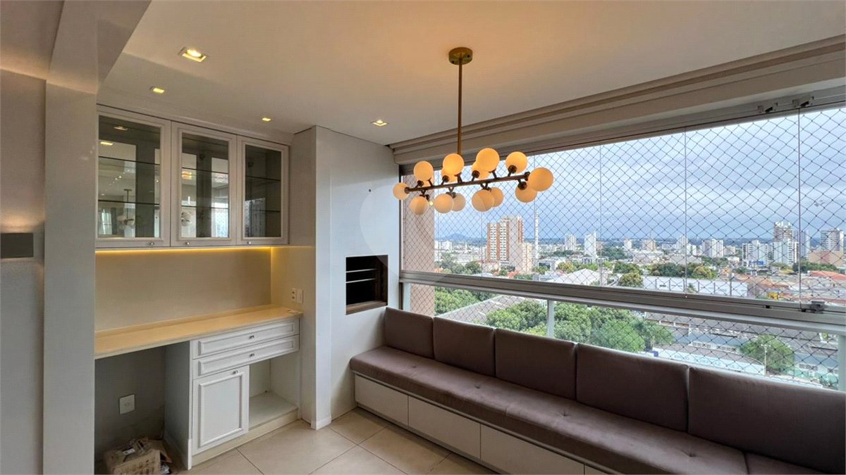 Apartamento à venda com 3 quartos, sendo 1 suíte, no Centro-norte, Cuiabá, MT