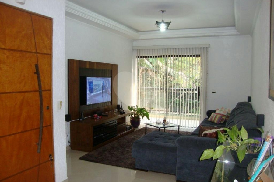 Sobrado à venda com 3 quartos, sendo 1 suíte, em Anhanguera, São Paulo, SP