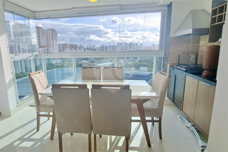 Apartamento à venda com 2 suítes em Vila Scarpelli, Santo André, SP