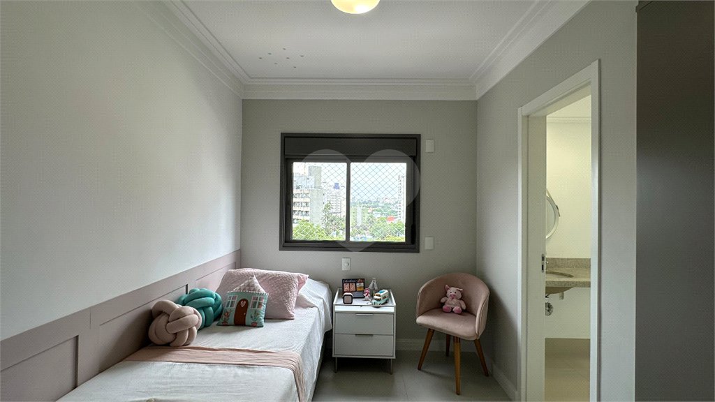 Apartamento à venda com 3 suítes em Jardim Prudência, São Paulo, SP