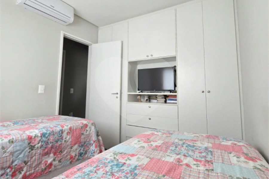 Apartamento à venda com 3 quartos, sendo 1 suíte, em Morumbi, São Paulo, SP
