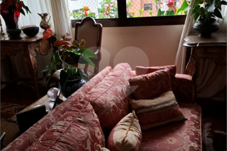 Apartamento à venda com 4 quartos, sendo 2 suítes,  em Brooklin Paulista, São Paulo, SP