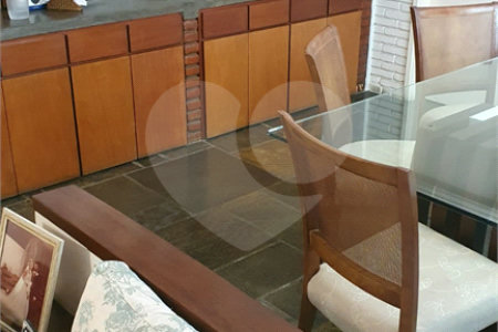 Sobrado à venda com 3 quartos, sendo 1 suíte,  em Chácara Santo Antônio (zona Sul), São Paulo, SP